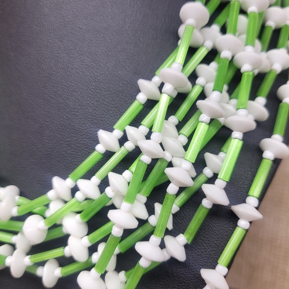 Japan 10 Strand Vintage Filigree Neon Green and White Glass Beaded Necklace - Picture 3 of 4